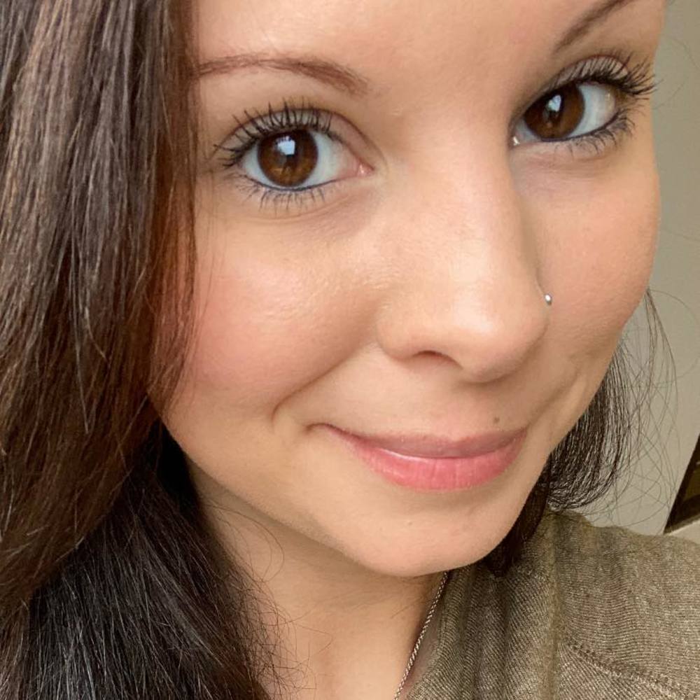 Meet your Posher, Julie